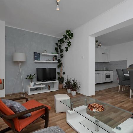 מאקרסקה Apartment Sabina מראה חיצוני תמונה
