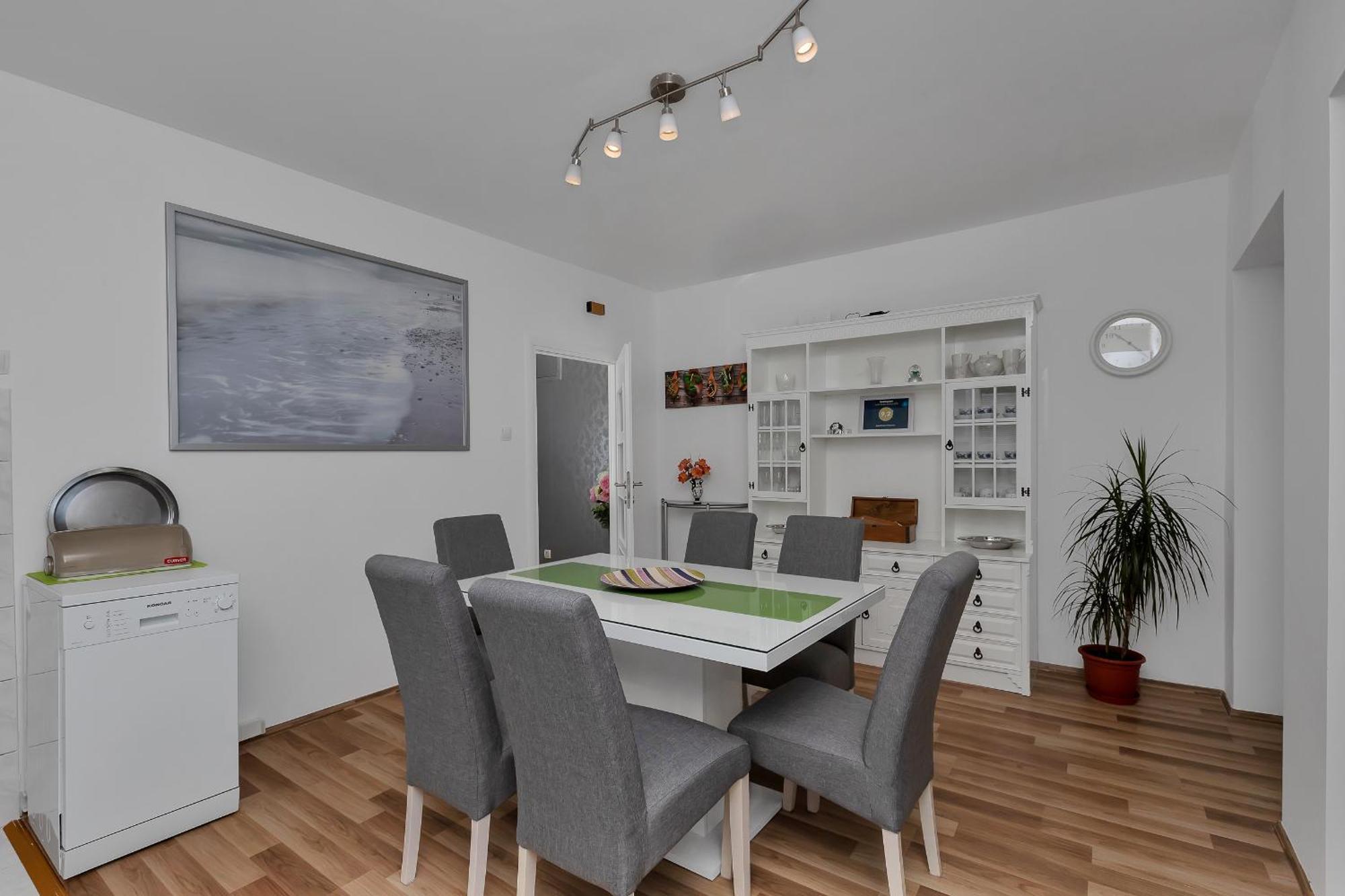 מאקרסקה Apartment Sabina מראה חיצוני תמונה