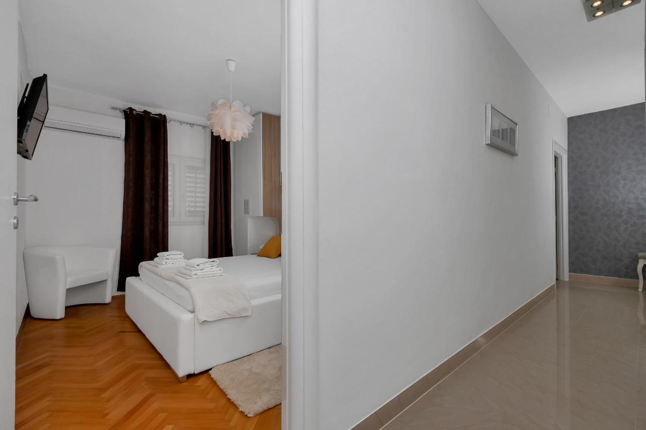 מאקרסקה Apartment Sabina מראה חיצוני תמונה